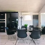 Renovated Summerhouse In Hejlsminde - By Traum Semesterbostad