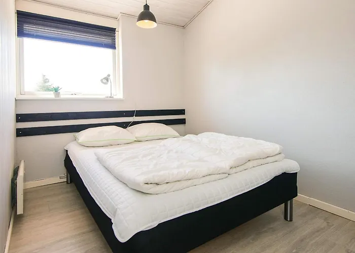 Semesterbostad Renovated Summerhouse In Hejlsminde - By Traum