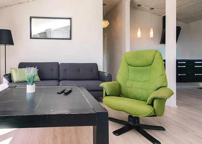 Renovated Summerhouse In Hejlsminde - By Traum Semesterbostad Hejls