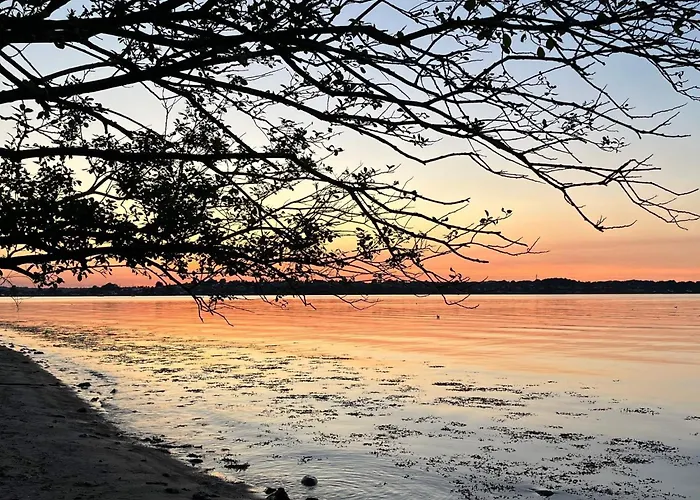 Renovated Summerhouse In Hejlsminde - By Traum Semesterbostad Hejls